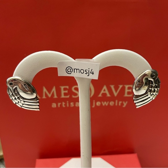 James Avery Jewelry - Extremely Rare James Avery HTF Dove Earrings